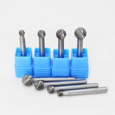 Bon prix Des morceaux de carbure de tungstène de diamètre de 1/4 de pouce emballés dans une boîte en carton solide en ligne