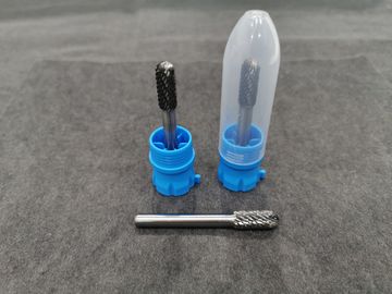 Bon prix La forme de cylindre avec l'extrémité C de rayon a coupé les bavures rotatoires de carbure pour le métal, conception d'OEM en ligne