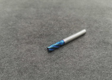 Bon prix Revêtement solide d'alliage de peu de routeur de tête de place de fraise en bout de carbure de la cannelure HRC65 4 en ligne