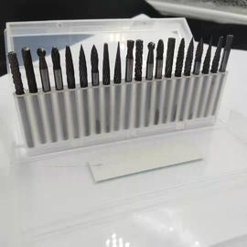 Bon prix Stabilité mécanique réglée de hautes de dureté de double de coupe bavures rotatoires de carbure bonne en ligne